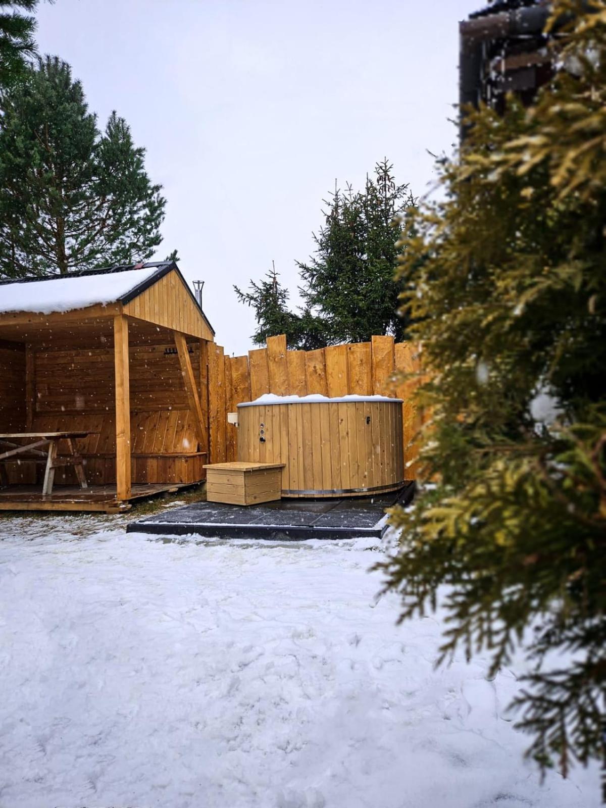 Domek Drewniany Krokus Witów Kültér fotó